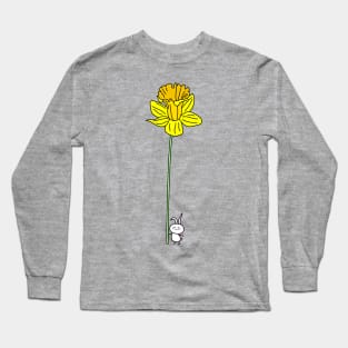 Cute rabbit and daffodil Long Sleeve T-Shirt